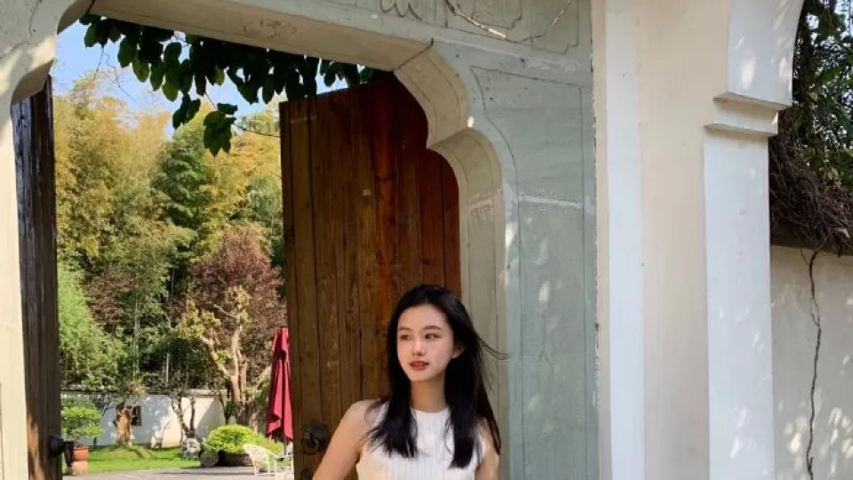 五一吃瓜网每日大赛频道新选:大摆锤|主题大赛在线观看|移动端在线观影|场景观察指南播放预览封面